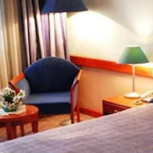 Tori Hotel